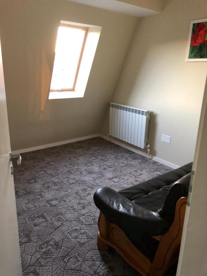 Aleria De Piatra Aparthotel Piatra Neamţ Екстериор снимка